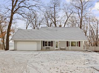 18358 237th St, Hutchinson, MN 55350