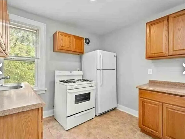246 W Steuben St #2 — Photo 11
