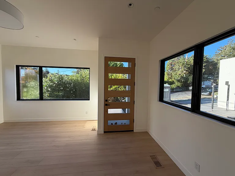 88 La Loma Dr #A — Photo 12