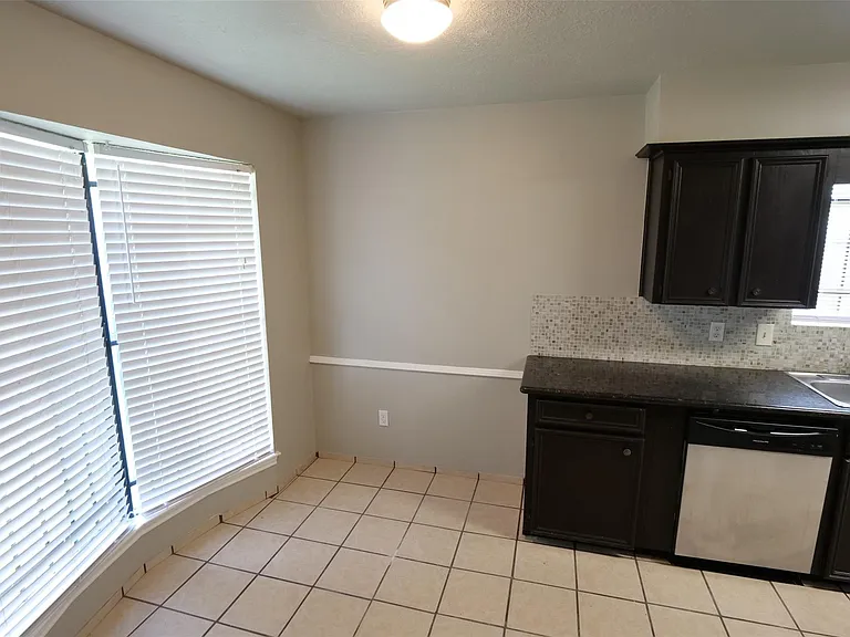 13314 Ensley Wood Dr — Photo 9