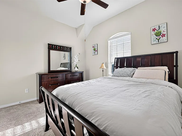 10519 Forfar Ln — Photo 34