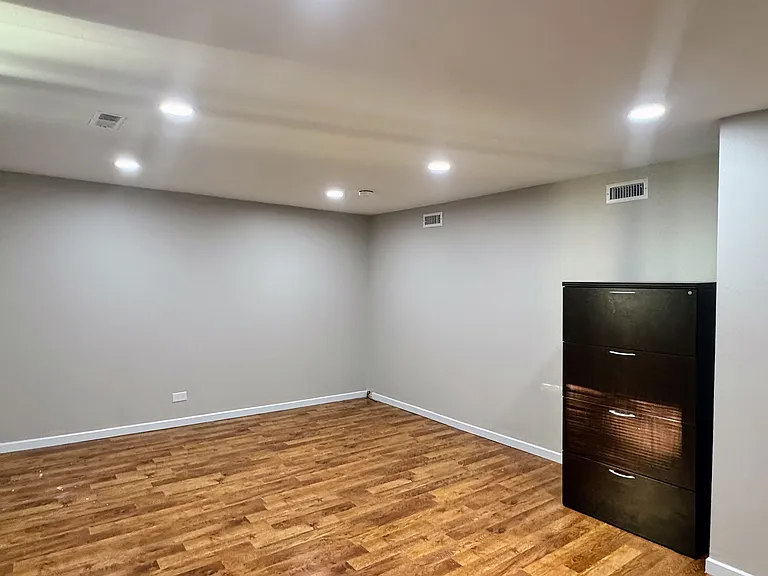 134 S Salem Dr — Photo 11