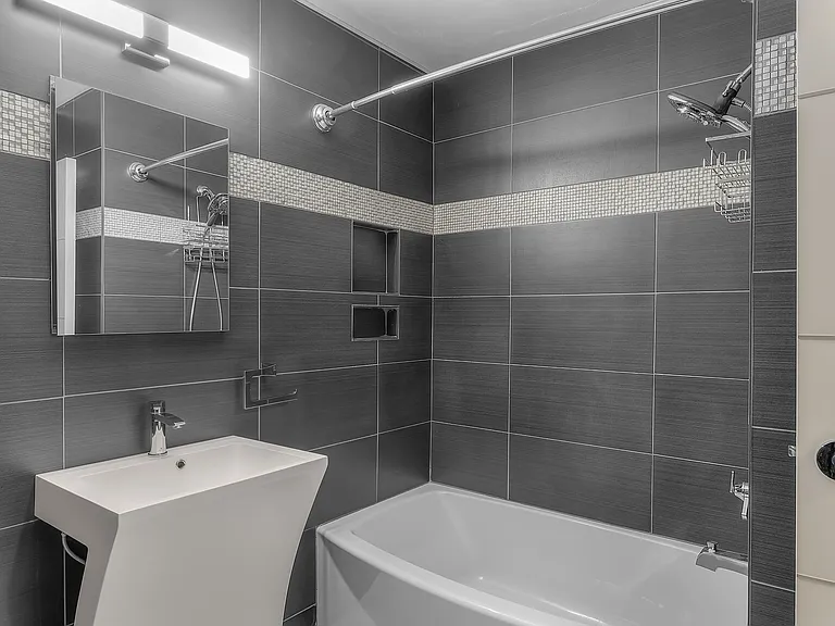 1915 Colonial Ave #6 — Photo 29