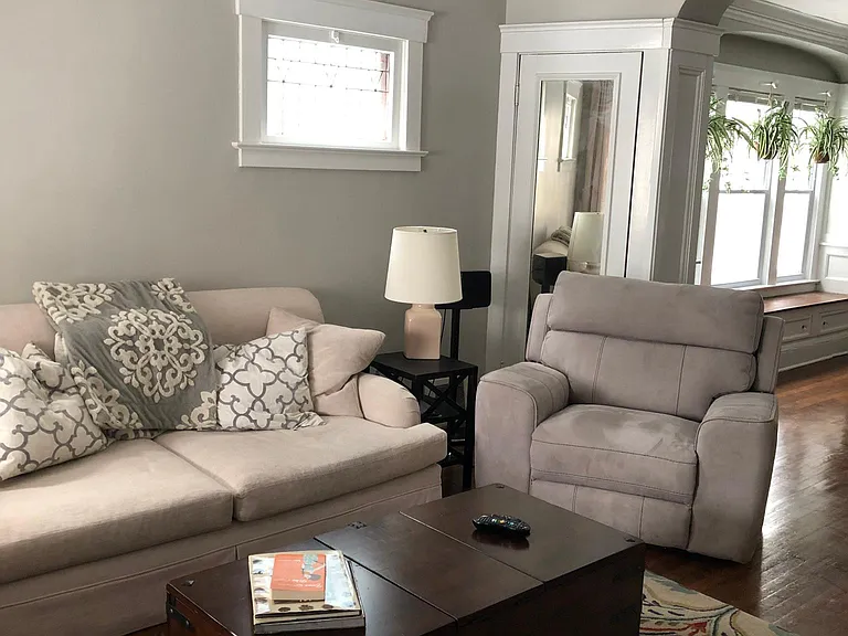 2628 Hampshire Rd — Photo 9
