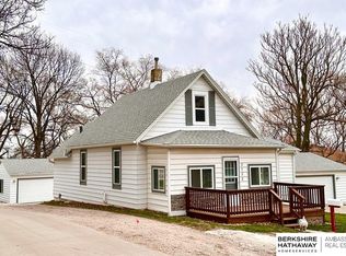 3133 S 2nd St, Omaha, NE 68108