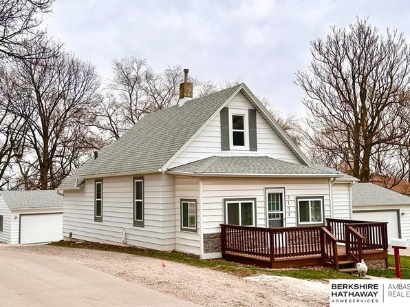 3133 S 2nd St, Omaha, NE 68108