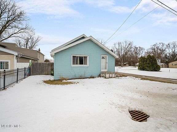 2nd image of 607 S McCord Rd