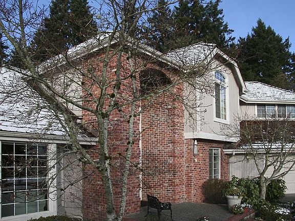 2nd image of 23006 SE 40th Pl