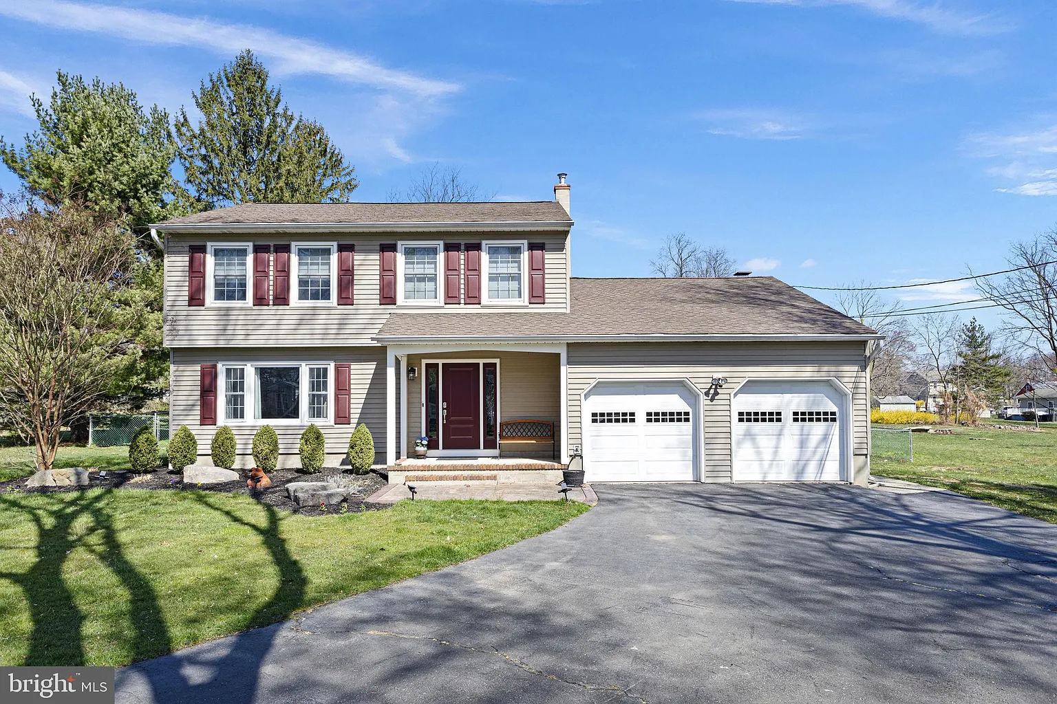11 Crest Ave photo 1