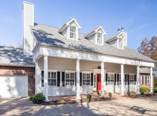 5033 Oak Bluff Dr, High Ridge, MO 63049