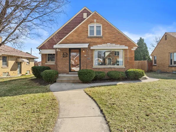 3554 South 14th STREET, Milwaukee, WI 53221