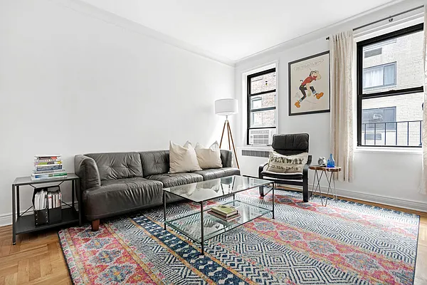 Rented by Compass | media 2