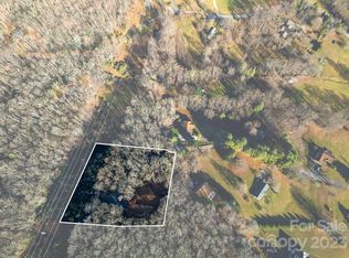 29 Melody Ln, Mills River, NC 28759