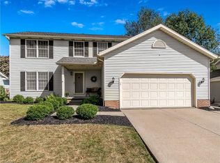 803 Bridge Rd, Akron, OH 44312