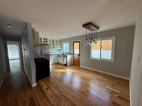 4th image of 235 Santa Clara Ave