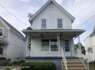 818 Smith St, Scranton, PA 18504