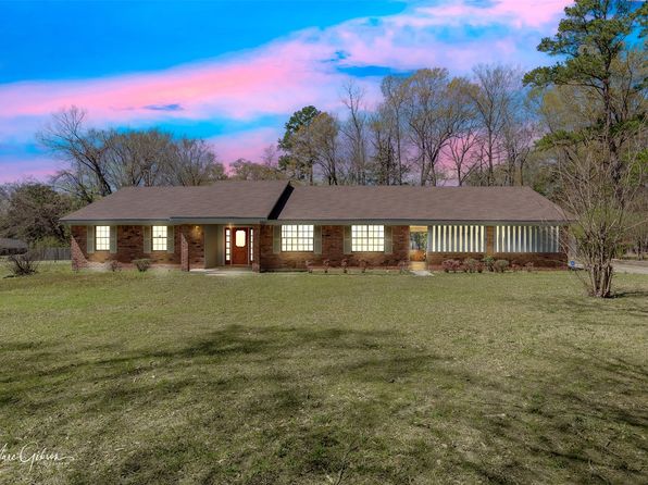 7450 Flatwood Dr, Greenwood, LA 71033