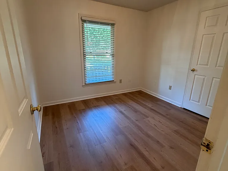 3828 McGarry Dr — Photo 13