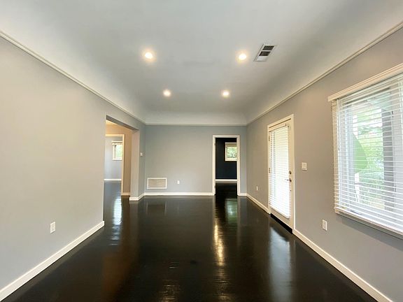 4th image of 8534 W West Knoll Dr