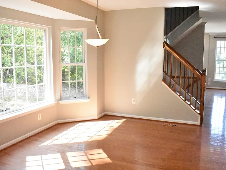 711 Galway Ln — Photo 17