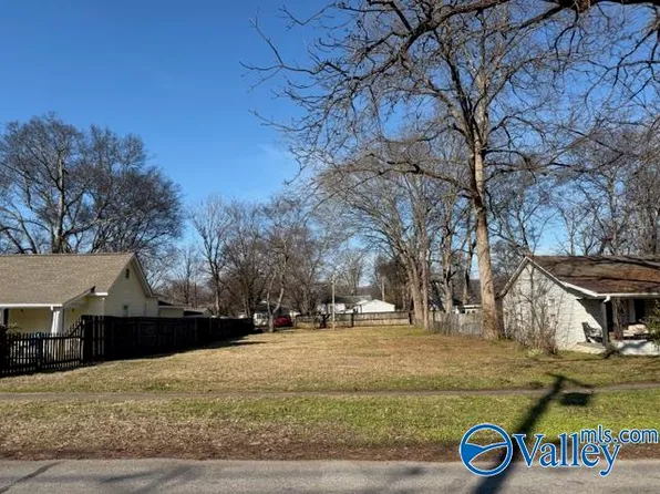 1441 Oshaughnessy Ave NE, Huntsville, AL 35801