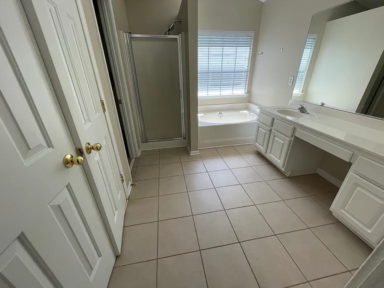 113 S Audubon Ave — Photo 13