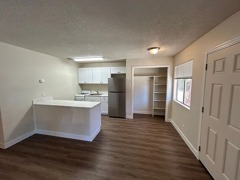 618 Rancheria Dr — Photo 2