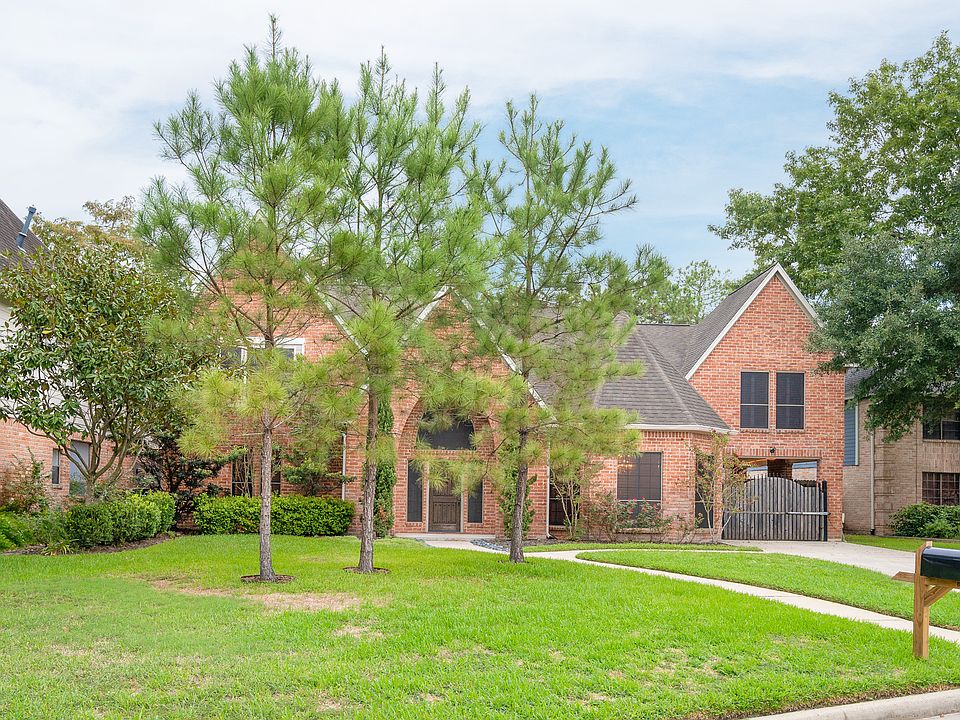 1st image of 8126 Vintage Creek Dr