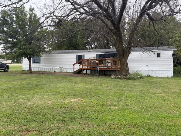 12060 E Duck Pond Cir, Claremore, OK 74017