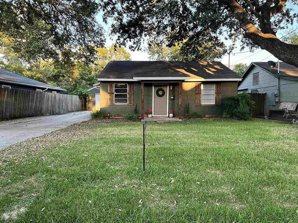 1025 McArthur Dr