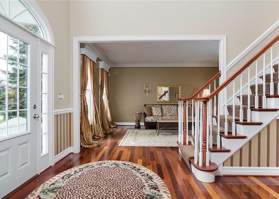 18 Birdsong Pkwy, Orchard Park, NY 14127 Zillow