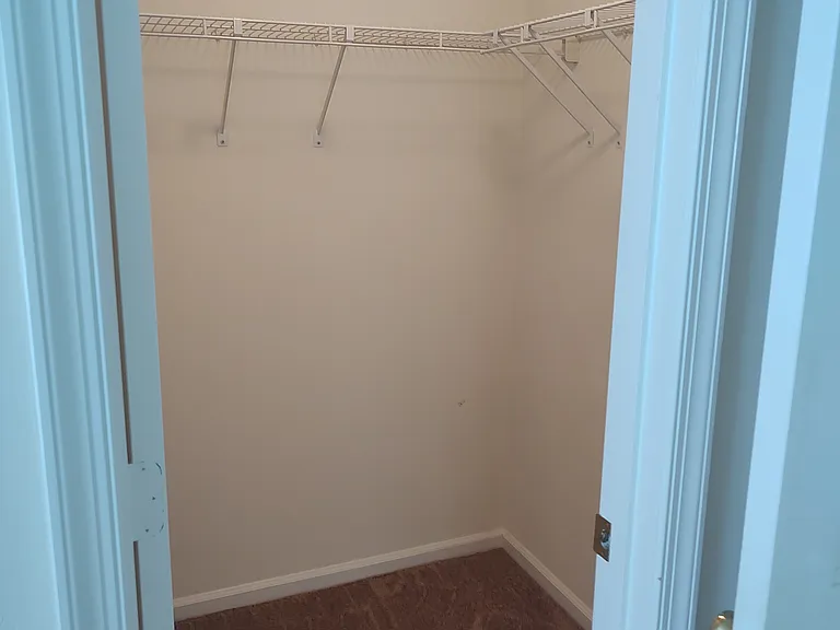 421 Currituck Dr — Photo 21