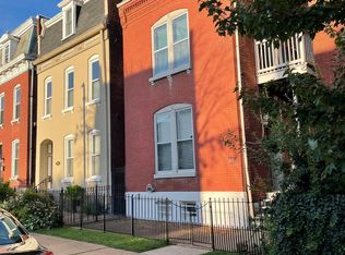 2858 Salena St #1F, Saint Louis, MO 63118