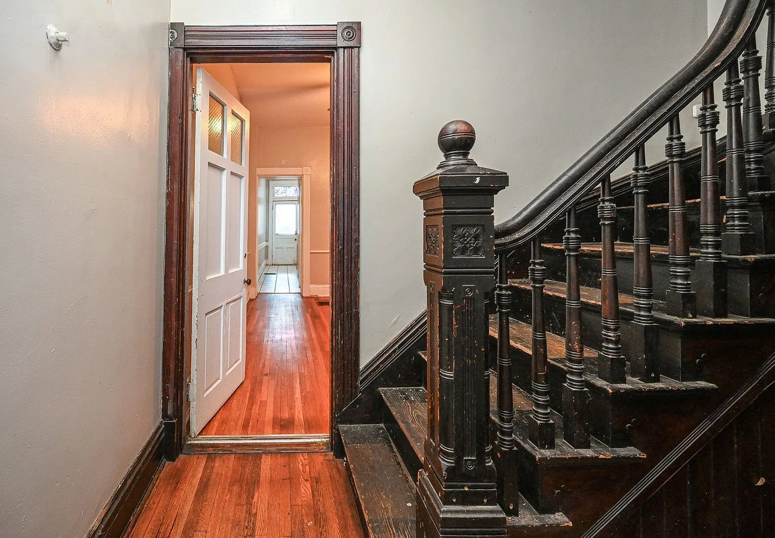 5 bed, 3.0 bath, $3,395 — Photo 2