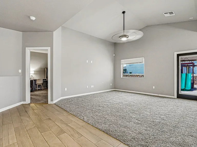 10155 Hueco Junction Rd — Photo 16