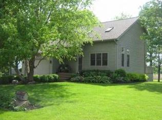12171 Shell Beach Rd, Thornville, OH 43076
