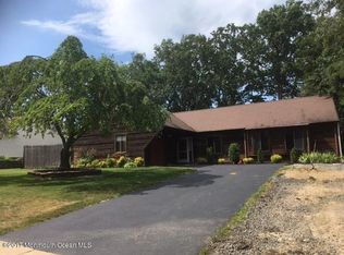 976 Goose Creek Rd, Toms River, NJ 08753