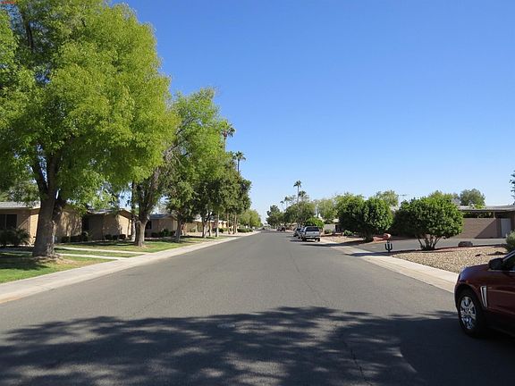 4th image of 10821 W Santa Fe Dr