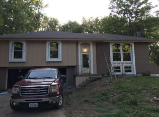 2013 NE 4th St, Blue Springs, MO 64014