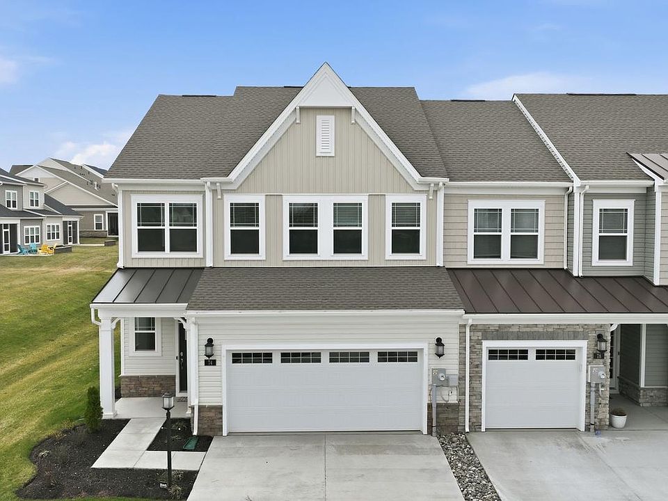 1st image of 74 Grand Overlook Dr