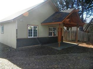 509 E Linn Rd, Eagle Pt, OR 97524