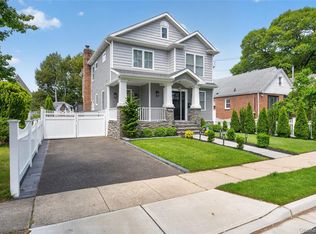 276 Rintin St, Franklin Square, NY 11010