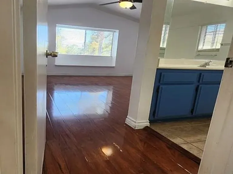 11087 Kenyon Way — Photo 11