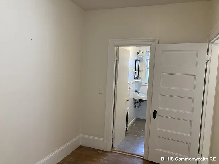159 Highland Ave #2 — Photo 9
