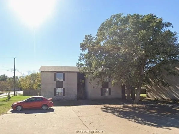 2712 Evergreen Cir, Bryan, TX 77801