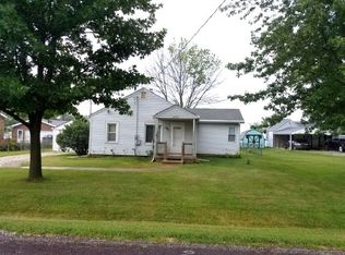 205 Grant St, Washington, IL 61571