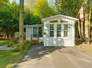 29 The Boardwalk, Wasaga Beach, ON L9Z3A8