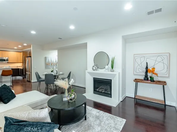 10609 Bloomfield St APT 204, North Hollywood, CA 91602