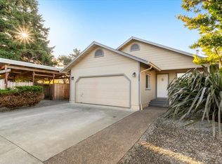 3420 Tami Dr, Fortuna, CA 95540