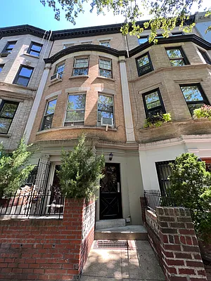 Rented by Larry Tauber, LREB | media 15